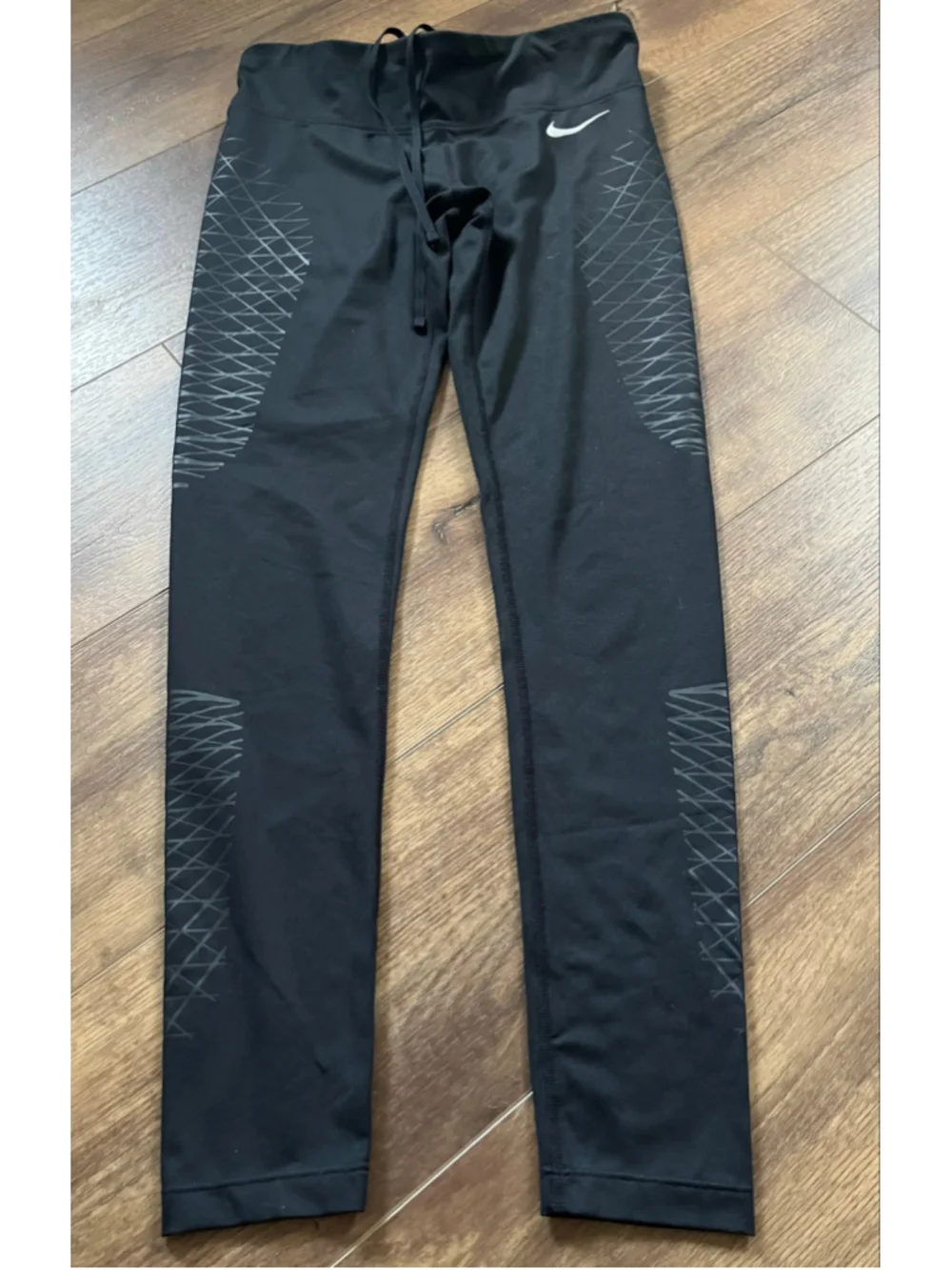 Nike women’s dri fit stretch athletic leggings size M
